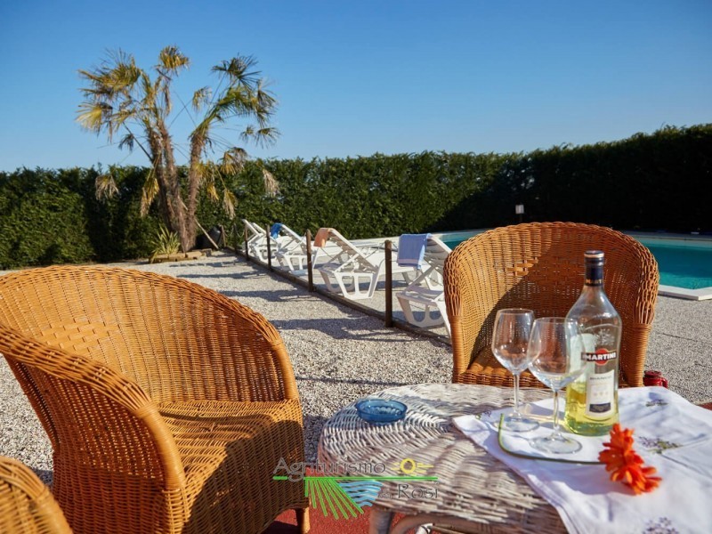 Pranzo a bordo piscina